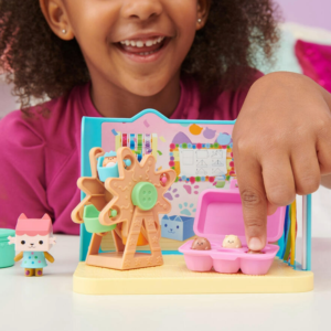 Gabby's Dollhouse Baby Box deluxe soba za kuću lutaka - Slika 2